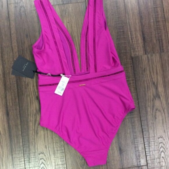 NWT Ted Baker Pointelle Deep V One-Piece Swimsuit in 55-Fuchsia, Size 2 - Picture 4 of 5